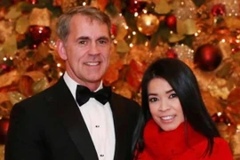 Ca sĩ lấy chồng tỷ phú, ở biệt thự 1.600 tỷ 