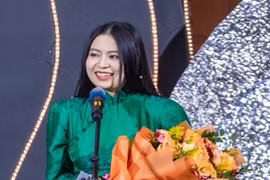 Rộ tin Hoàng Thùy Linh đã sinh con 