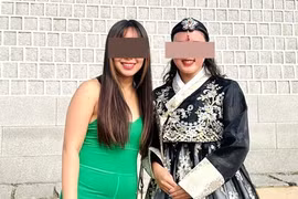 Tranh cãi nữ du khách Việt tạo dáng yoga tại cung điện Hàn Quốc