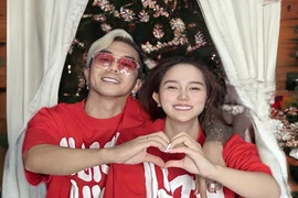 Từng trăng hoa, Khánh Đơn giờ hạnh phúc viên mãn bên vợ xinh