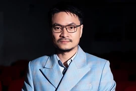 ĐD Hoàng Nhật Nam nhờ pháp luật can thiệp khi bị đồn thất thiệt