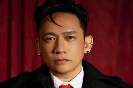 Duy Mạnh trả lại 100 triệu chi phí ăn ở, đi lại trong liveshow