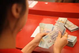 Gửi kỳ hạn 12 tháng cao nhất 7,5 - 9,5% ở ngân hàng nào?