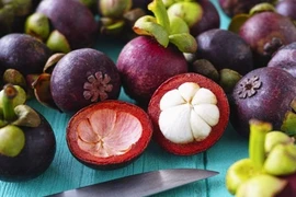 Vị thuốc quý từ quả măng cụt, nhiều người không biết bỏ thùng rác