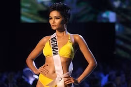 H'hen Niê tiết lộ chi phí khi thi Miss Universe 2018