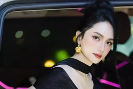 Gu mặc gợi cảm của "Hoa hậu thị phi bậc nhất Vbiz" Hương Giang