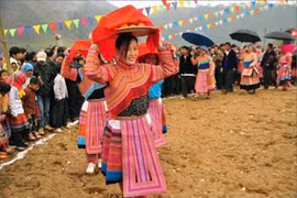 Tục lệ ăn Tết độc đáo của người Mông