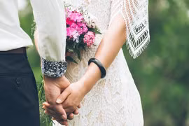 Kết hôn muộn làm tăng nguy cơ mắc bệnh lý sinh sản