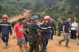 Toàn cảnh hiện trường vụ sạt lở khiến 7 công nhân thương vong