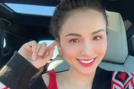 Hoa hậu Diễm Hương trẻ như gái đôi mươi sau khi tái hôn