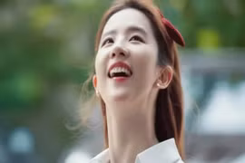 Lưu Diệc Phi gặp “quả đắng” vì mập mờ quốc tịch 