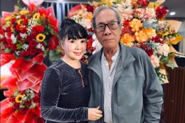 Nữ NSND cưới đạo diễn hơn 14 tuổi, không có con chung vẫn hạnh phúc