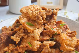 Cách làm món thịt ba chỉ heo chiên giòn rụm ai cũng mê