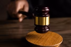 6 năm tranh chấp tài sản, ra tòa em mới biết anh đã mất 