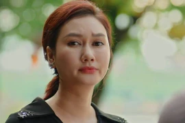 Hương Giang không dám ra đường vì sợ bị khán giả "ném đá"