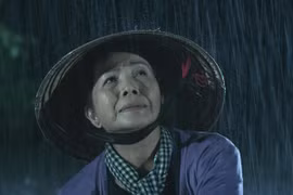 Hình ảnh lam lũ hiếm thấy của "đệ nhất đào thương" NSƯT Minh Trang