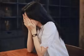 Con dâu ám ảnh vì bố chồng gia trưởng