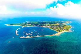 Để “đảo Thanh niên” Bạch Long Vĩ mãi bình yên, tươi xanh