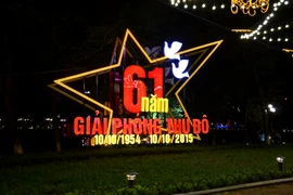 Hà Nội lung linh kỉ niệm 61 năm ngày giải phóng Thủ đô