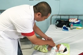 Căn bệnh “quái ác” khiến trẻ sơ sinh ba ngày tuổi phải cắt bỏ nửa ruột