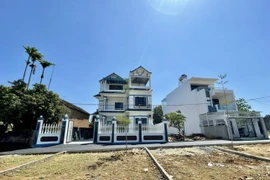 Lan rộng làn sóng bán cắt lỗ nhà đất