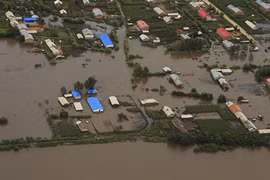 Trung Quốc hứng trận lũ lụt tồi tệ nhất trong 20 năm qua