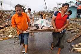 4.460 người Philippines chết vì siêu bão 