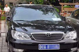  Xế khủng, xe biển xanh lũ lượt dự đám cưới Ngọc Thạch