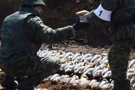 Nga vứt 3 tỉ viên đạn, 140.000 tên lửa