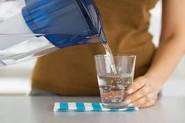 Điều gì xảy ra nếu uống nước ngay sau khi thức dậy?