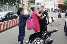 Bắt khẩn cấp tài xế ô tô vô cớ đánh người đi đường