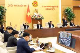 Thông qua nghị quyết thành lập TP Bến Cát và TP Gò Công 