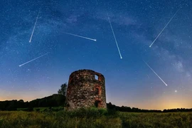 Mưa sao băng đẹp nhất đêm nay có gì thú vị?