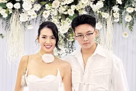 Quý tử cao 1m85, điển trai của siêu mẫu Anh Thư