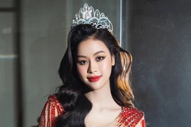 Đào Hiền bức xúc trước tin đồn bị tước vương miện á hậu