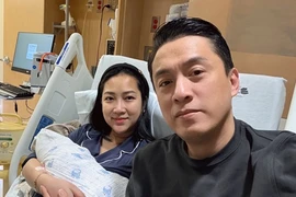 Vợ kém 17 tuổi của Lam Trường sinh con thứ hai