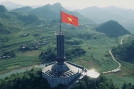 Cột cờ Lũng Cú đẹp mê người dưới góc nhìn flycam