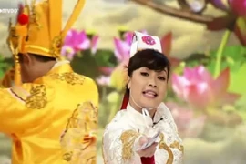 Táo Y tế cover "Con bướm xuân" siêu hài 