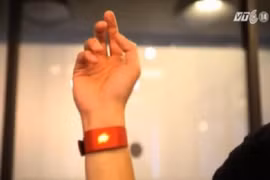 Vòng đeo tay thông minh giúp từ bỏ thói quen xấu