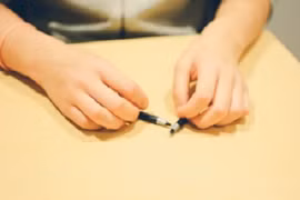 Mê mẩn bản nhạc tuyệt vời từ đồ dùng học tập