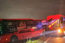 Nguyên nhân tai nạn liên tiếp trên cao tốc Vĩnh Hảo - Phan Thiết