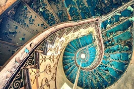 Mê mẩn ngắm cầu thang xoắn ốc đẹp tuyệt vời (1)