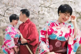 Photoshop ngực nở mông cong, nữ diễn viên khiến chồng bẹo hình bẹo dạng