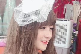 Gái đẹp và màn makeup hậu trường “điên đảo” dân mạng: “Cú lừa xuất sắc“