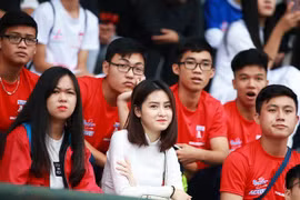 Điểm mặt loạt nữ sinh bất ngờ thành hot girl mạng nhờ ảnh chụp lén