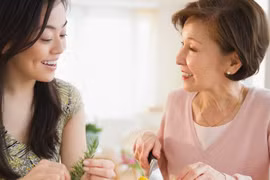 Bà mẹ chồng của năm thương nàng dâu như con đẻ khiến chị em ao ước