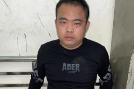 Truy bắt đối tượng người Trung Quốc dùng dao cướp tiền ở siêu thị