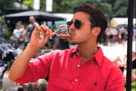 Vừa lên sóng, nam thần bác sĩ gây bão mạng nhờ điều này