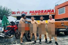 Hiếu Orion khỏa thân trên Mã Pì Lèng: “Phù thủy” marketing suy nghĩ “bẩn bựa” nên tẩy chay!