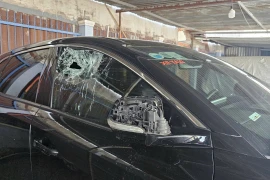 Điều tra vụ đập phá xe hơi công nghệ ở TP HCM